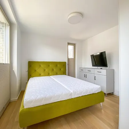 Strandlaeufer 1 Holiday home